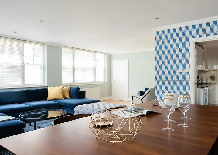 The Kensington Palace Mews - Bright & Modern 6Bdr House With Garage
