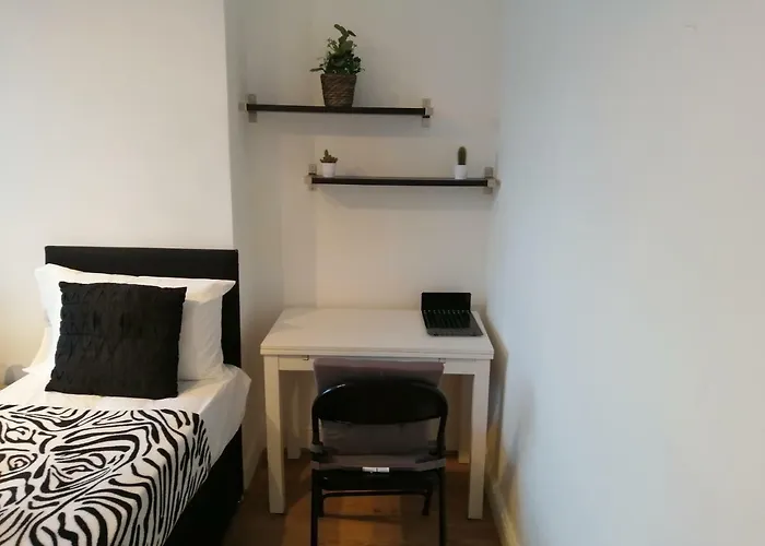 Dream Time Apartments-Aqua Suite