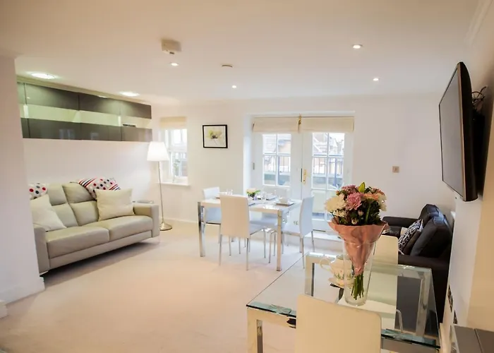 Jubilee Mansions Apartments