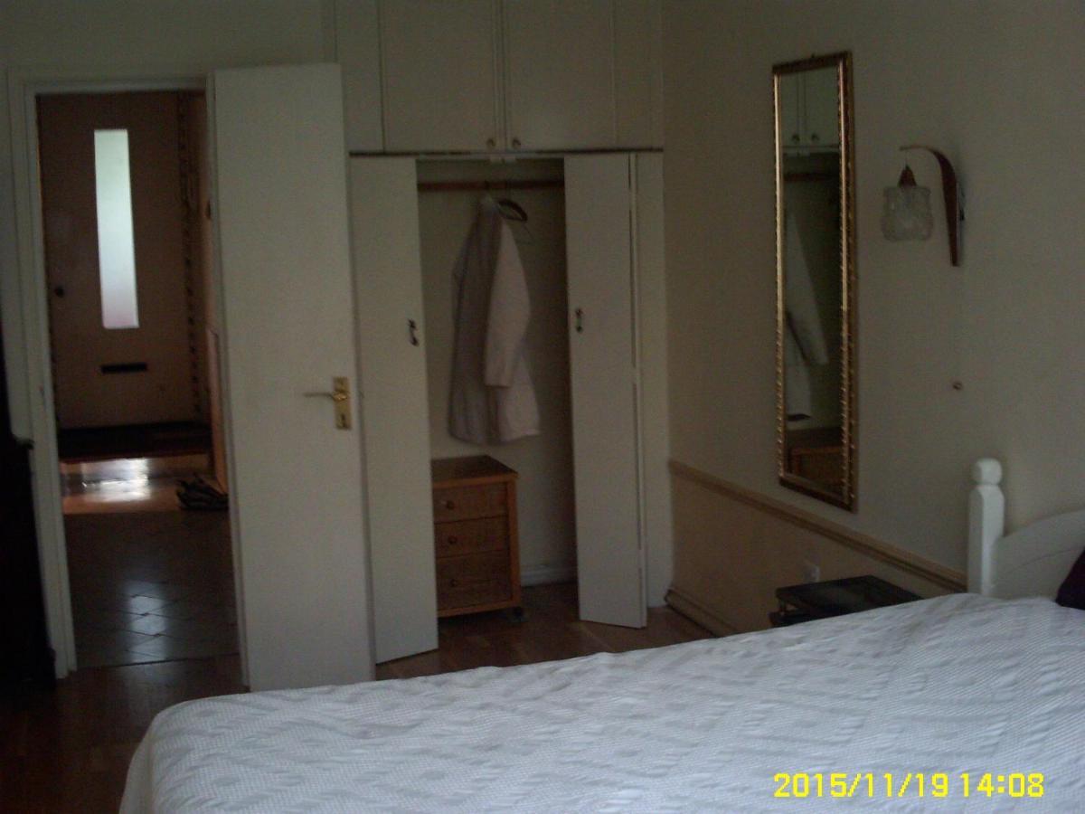 Flat Near The Centre Apartment London