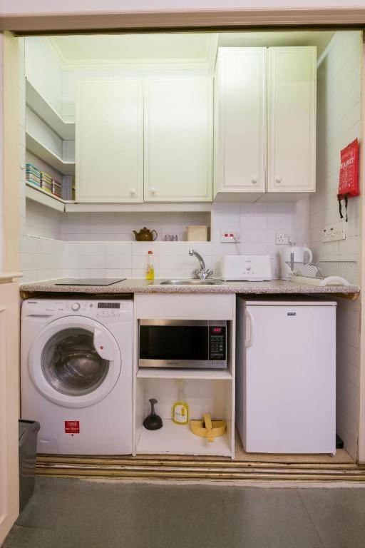 Fabulous Split Level Studio Hyde Park H3 London