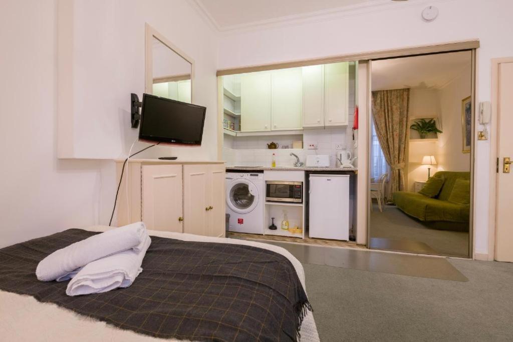 Appartement Fabulous Split Level Studio Hyde Park H3 Londen