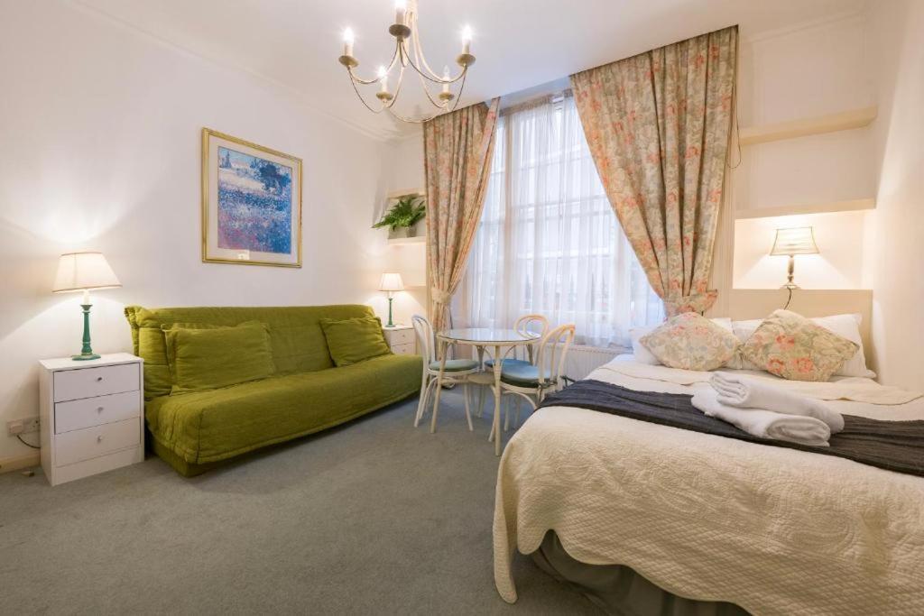 Appartement Fabulous Split Level Studio Hyde Park H3