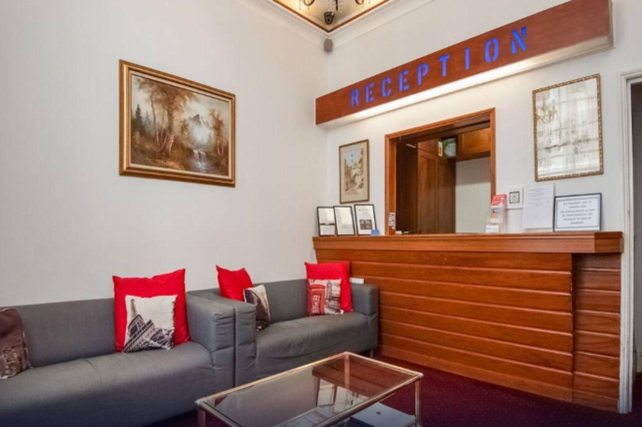 Hotel St George's