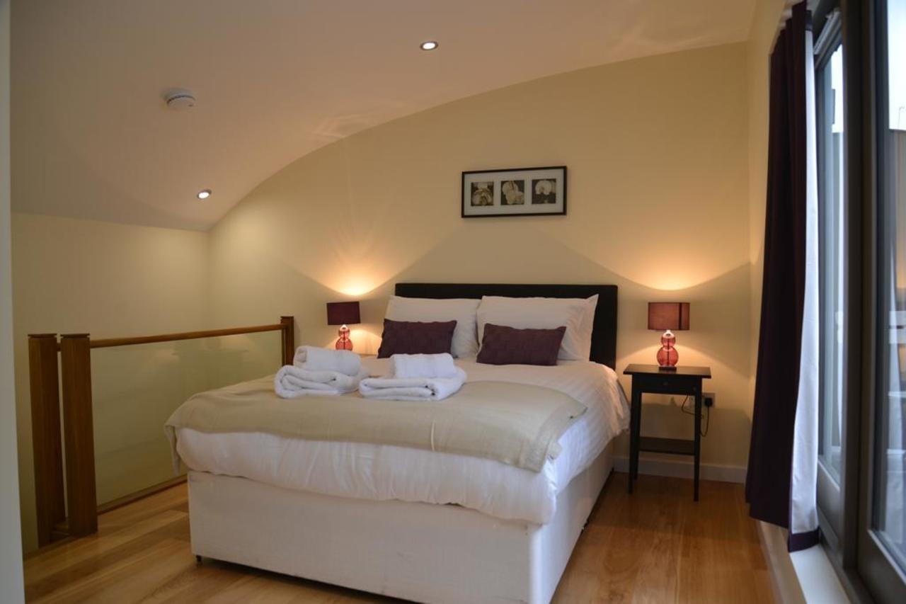 Paddington One Apartment London