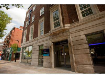 Hotel Travelodge Waterloo 3*