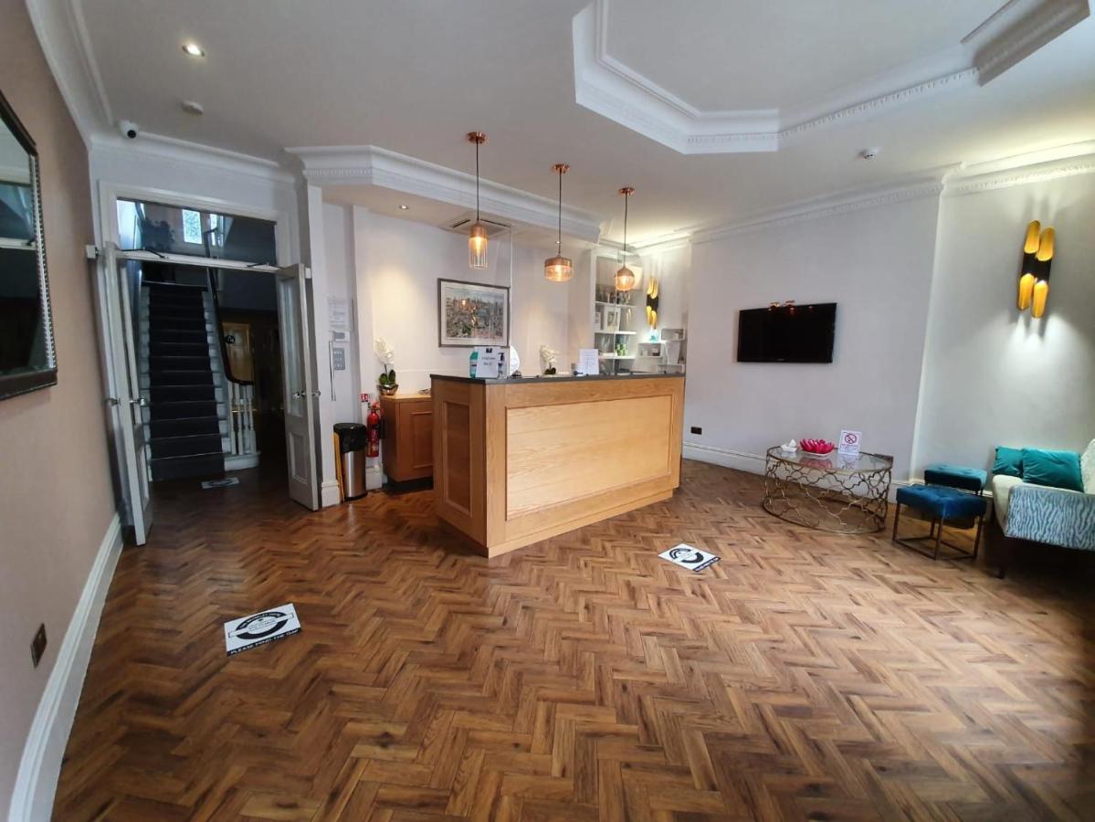 The Beverley - Victoria Hotel Londen