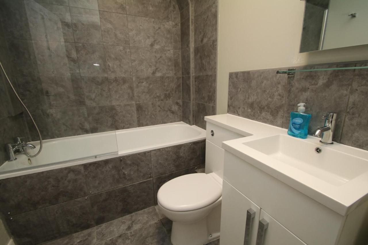 New And Cosy Sidney Square Guest house London