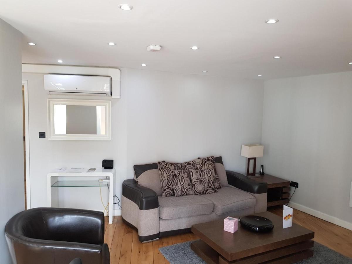 Apartment Lr - Battersea Park *