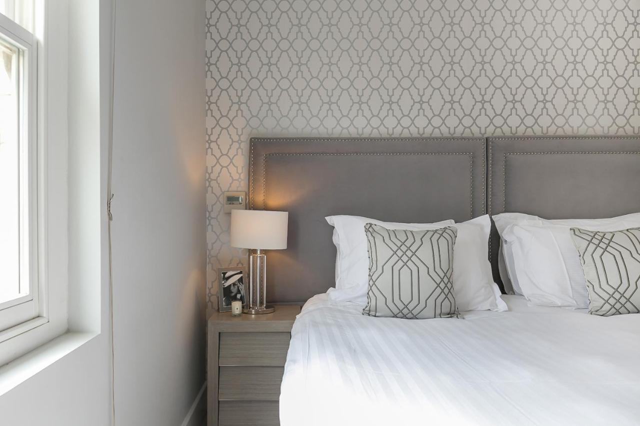 Chilworth Court Apartahotel 4*