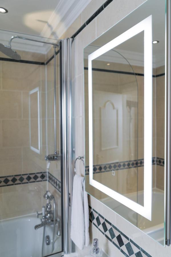 In Bond Street Apartment London