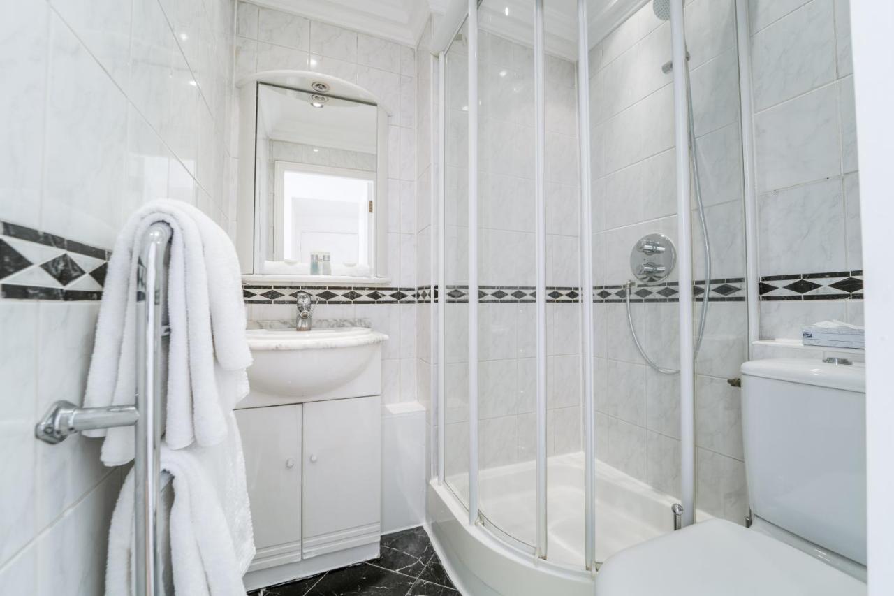 In Bond Street Apartment London