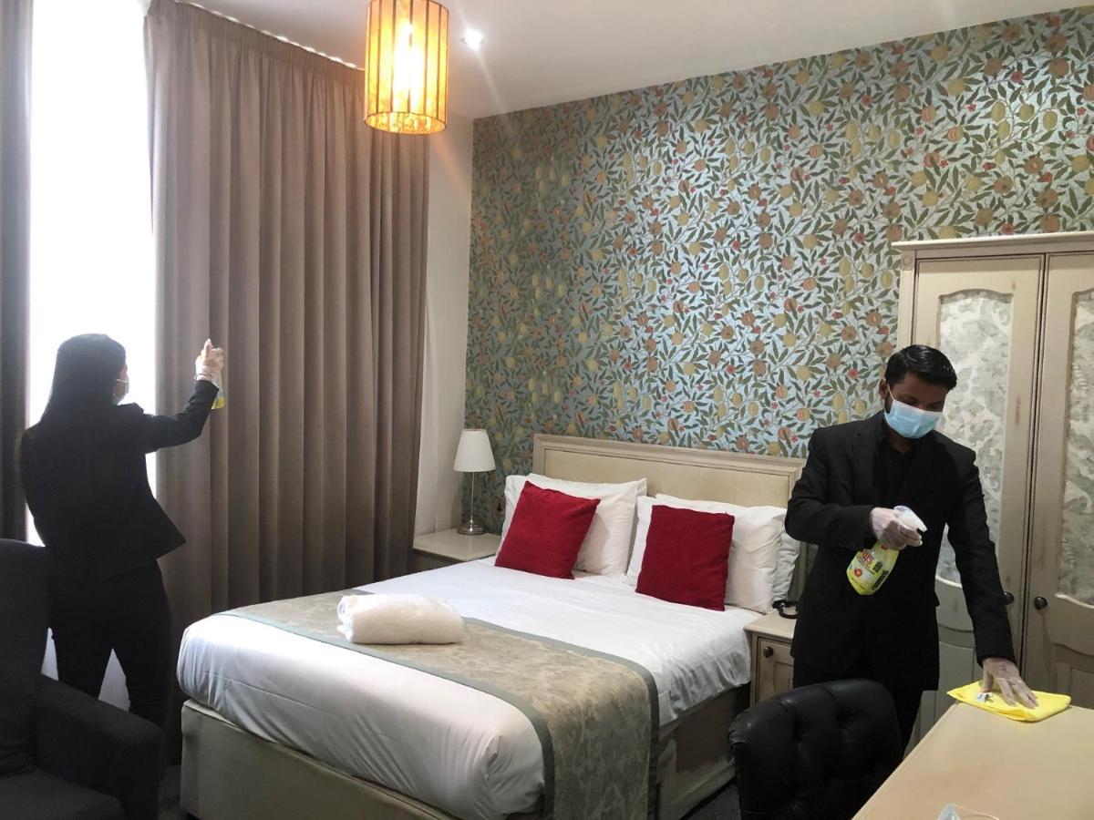 W12 Hotel