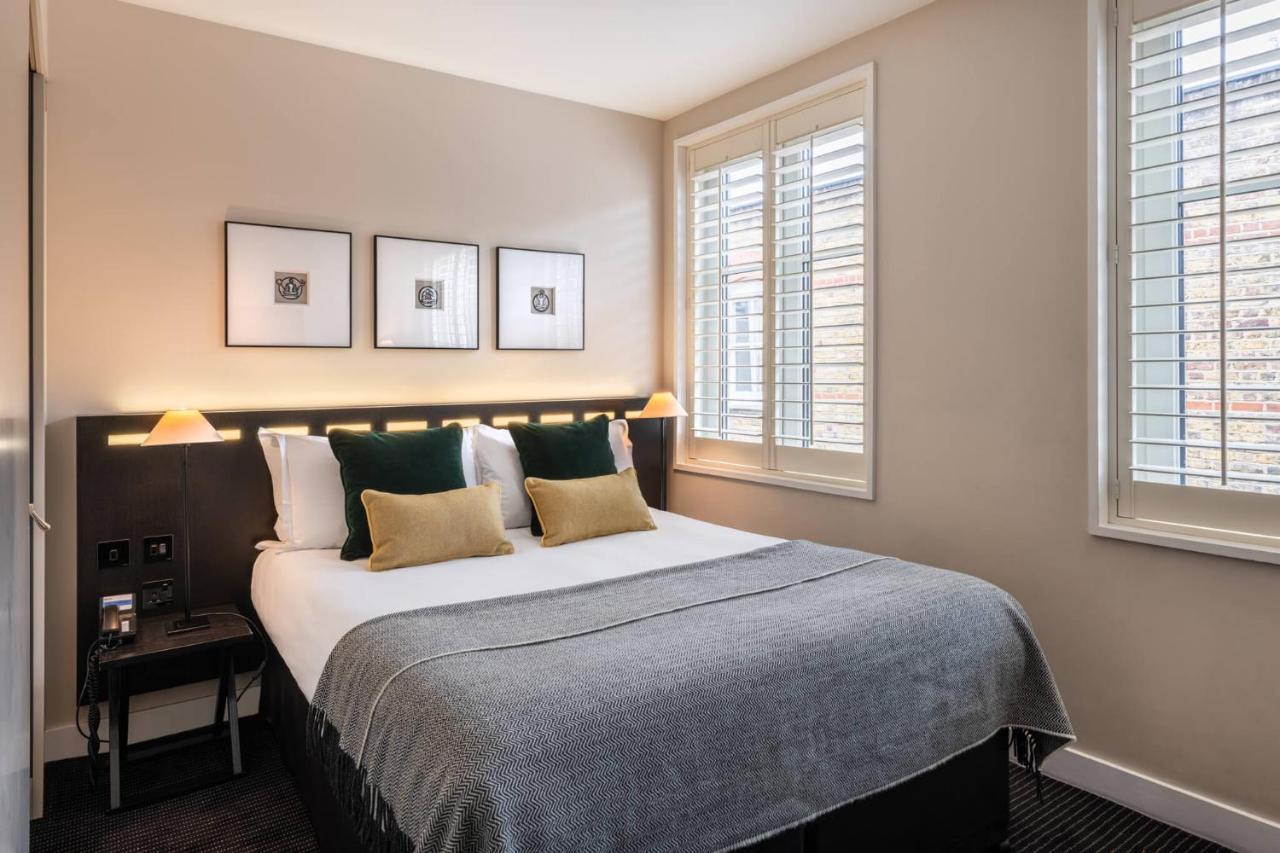The Resident Soho 4*