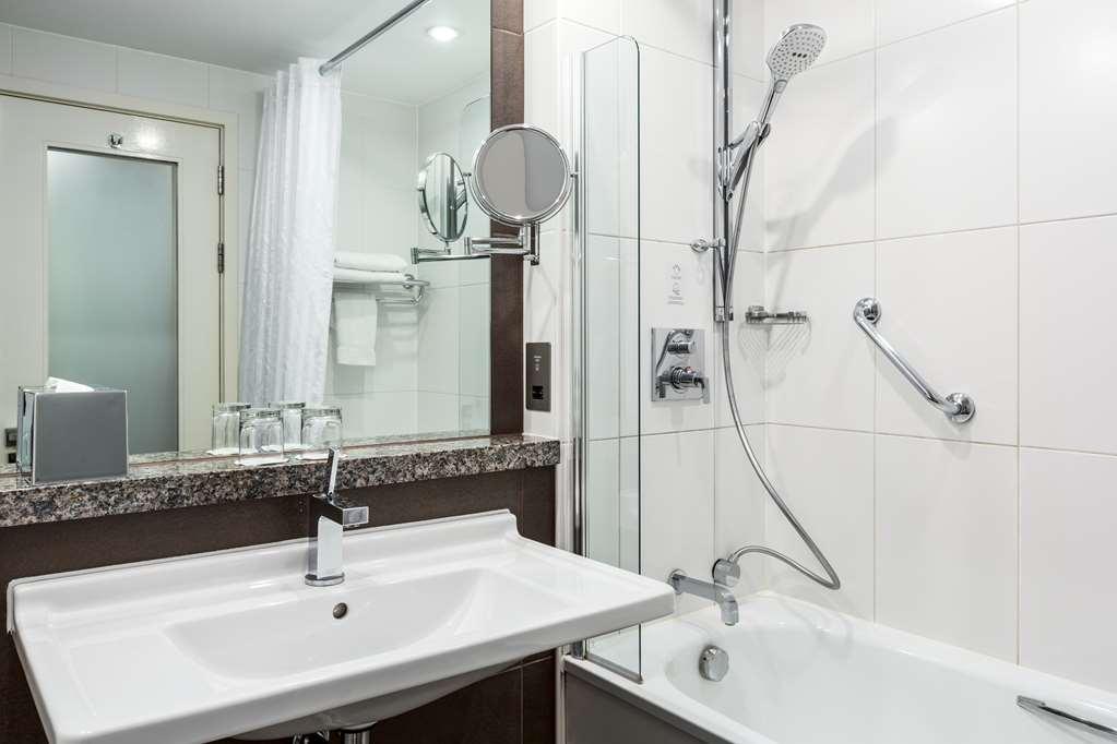 Nh Kensington Hotel