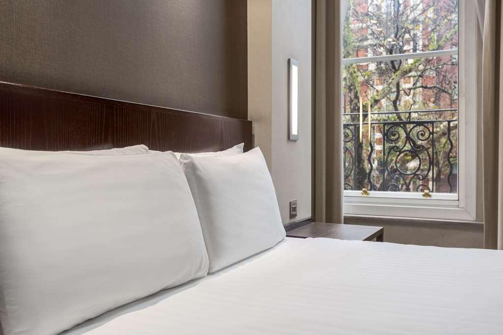 Hotel Nh Kensington 4*