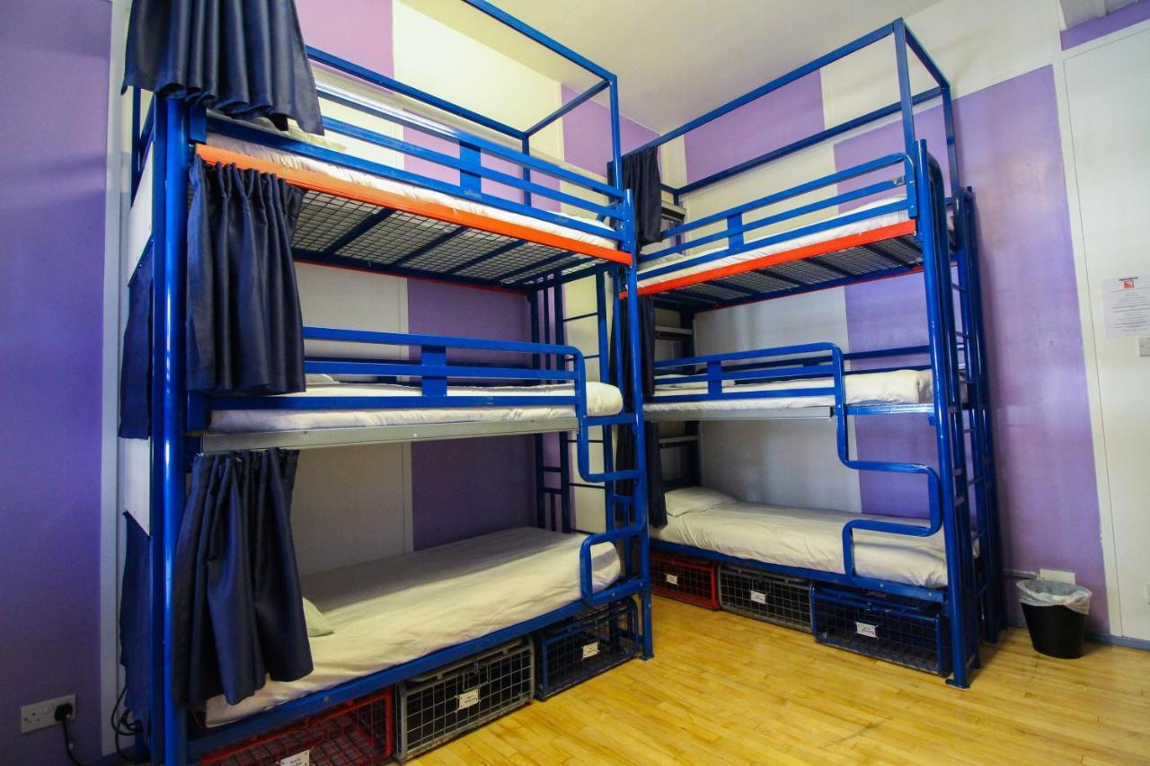 Backpackers Youth 18 - 35 Years Old Only Hostal