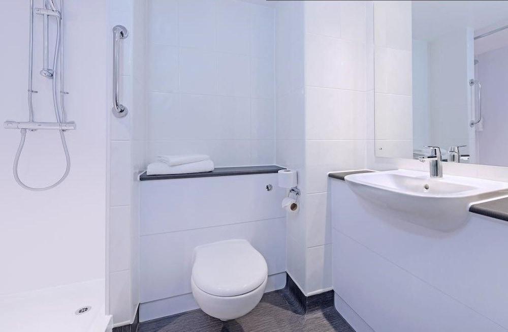 Travelodge Waterloo 3* Londres