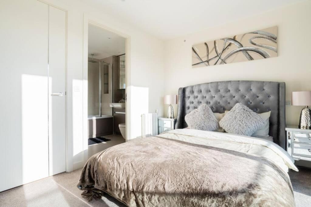 Luxury River Side Penthouse Leilighet *
