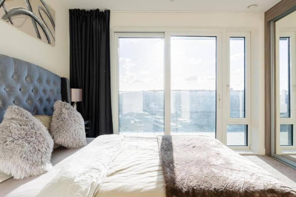 Luxury River Side Penthouse Leilighet *