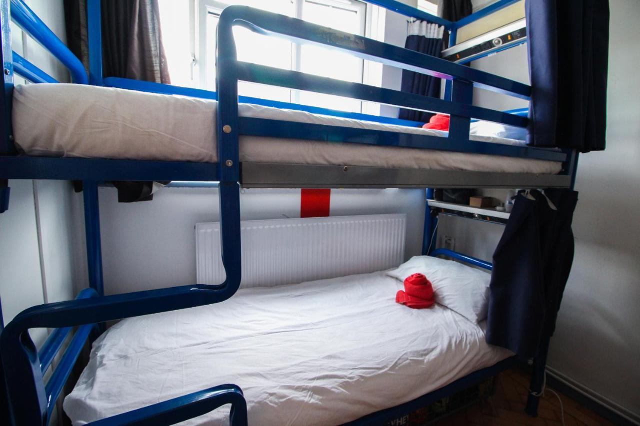 Hostal Backpackers Youth 18 - 35 Years Old Only