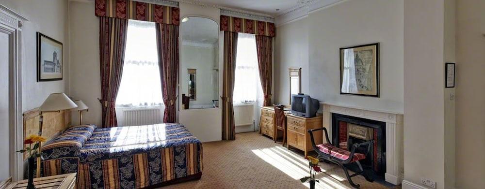 Grange Lancaster 3*