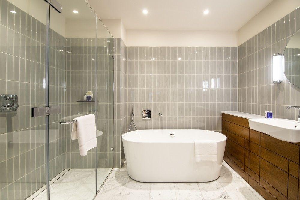 Devonshire Club &