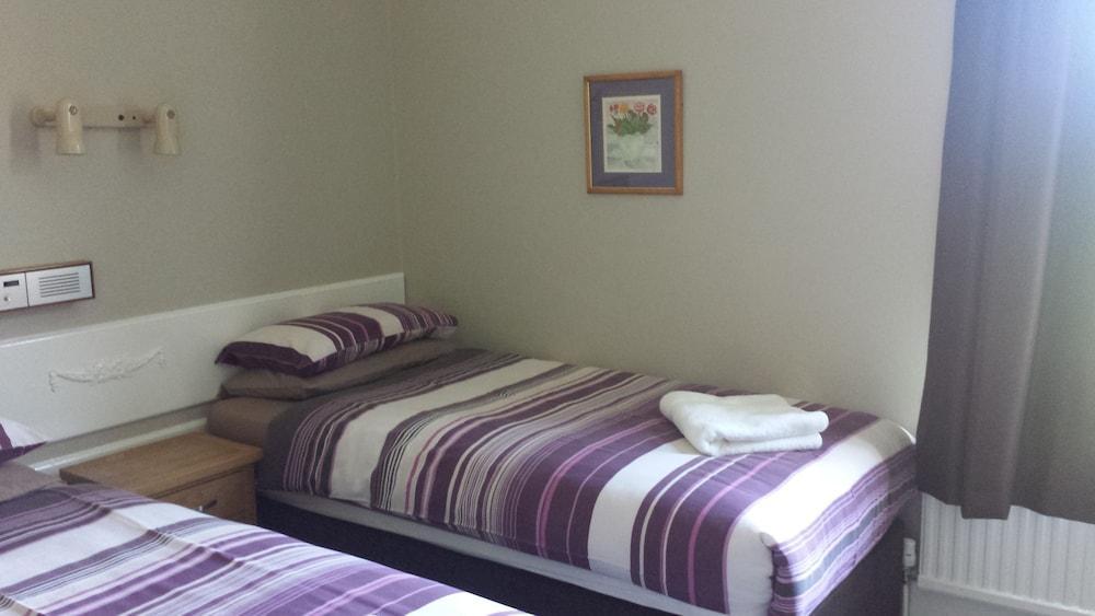 Hotel Brook