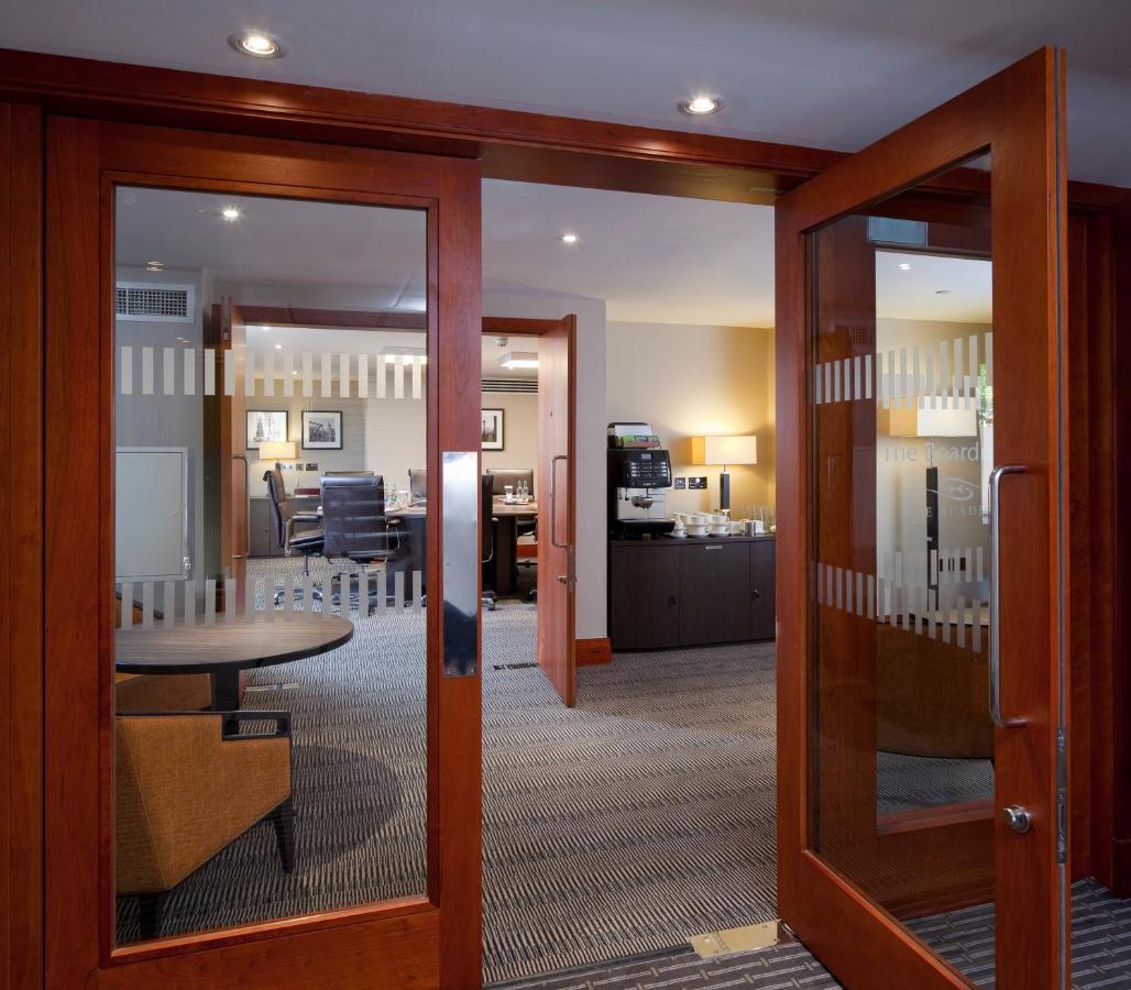 Kensington Forum, An Ihg Londres