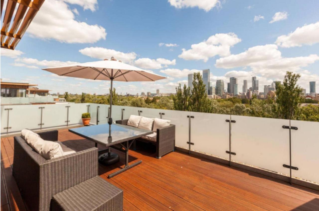2 Bedroom Penthouse In Canada Water With Balcony Leilighet
