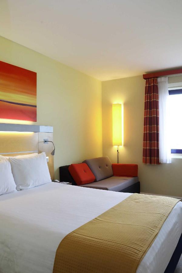 Express - Newbury Park, An Ihg Hotel