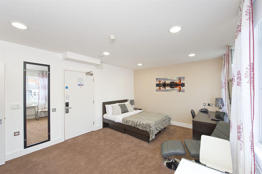 Apartment 2 Devonshire