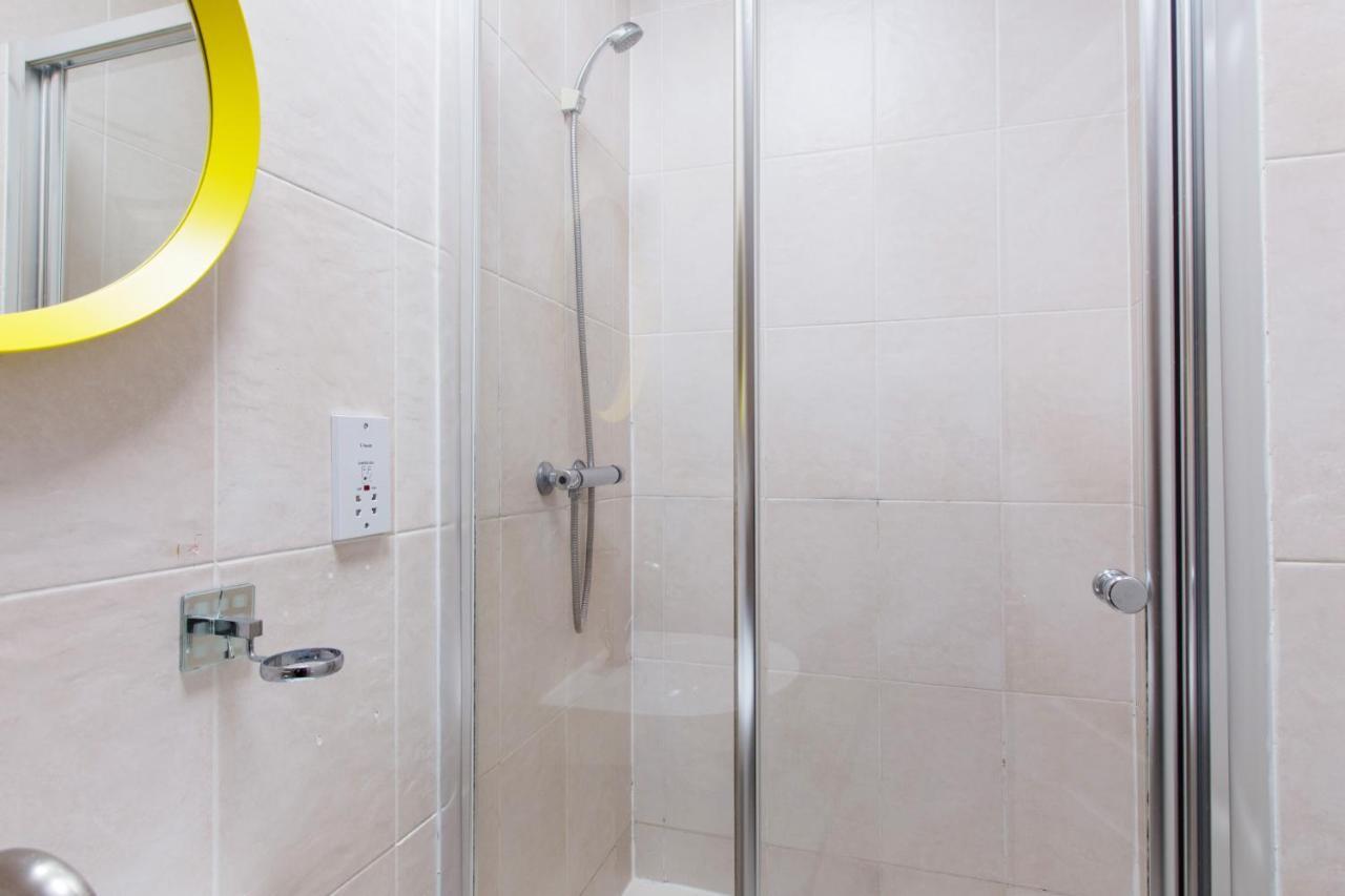 Tooting Broadway & By Dc Gasthof 5*