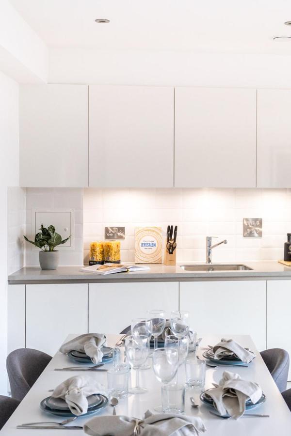 Leilighet Contemporary Apartments, Wembley - Sk *