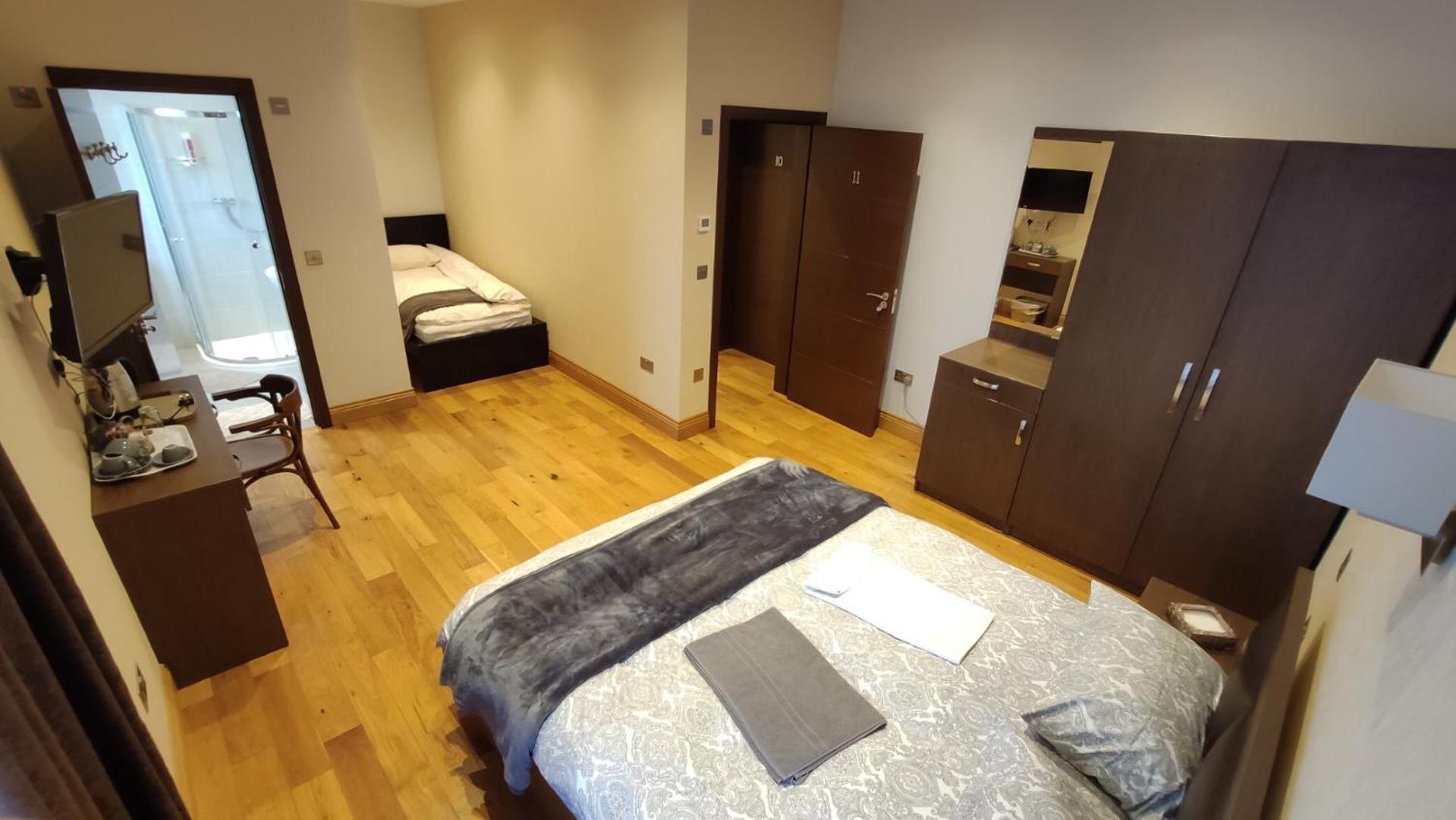 The Kilburn Arms Bed & Breakfast London