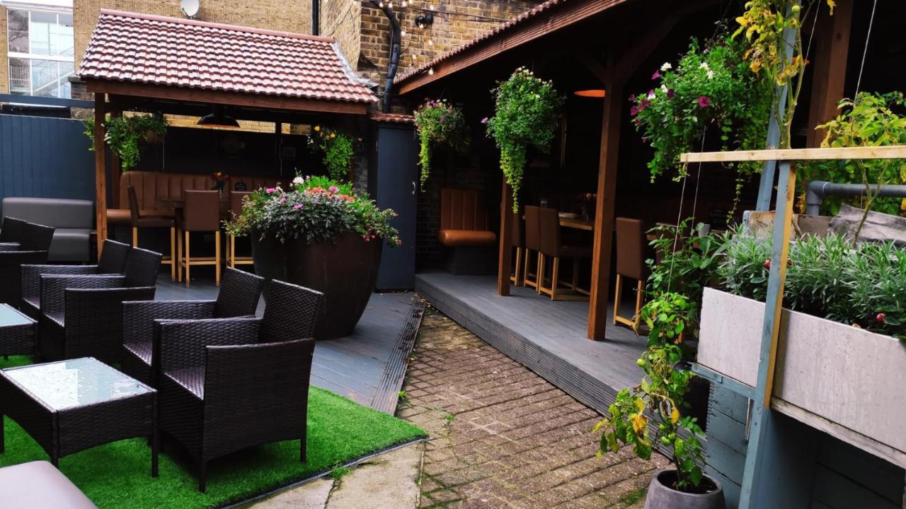 The Kilburn Arms 3* London