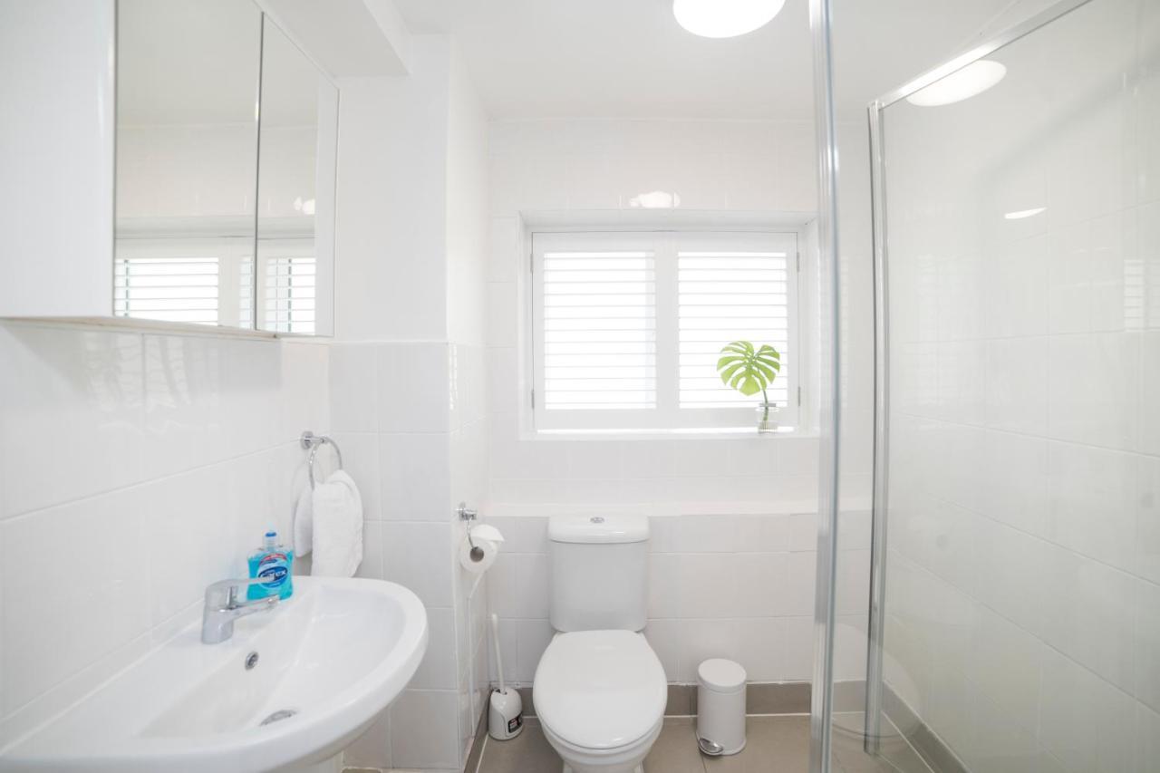 Wilson House - Swiss Hostal Londres