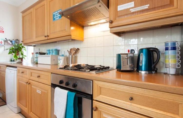 Bed & Breakfast Home2home-rooms London