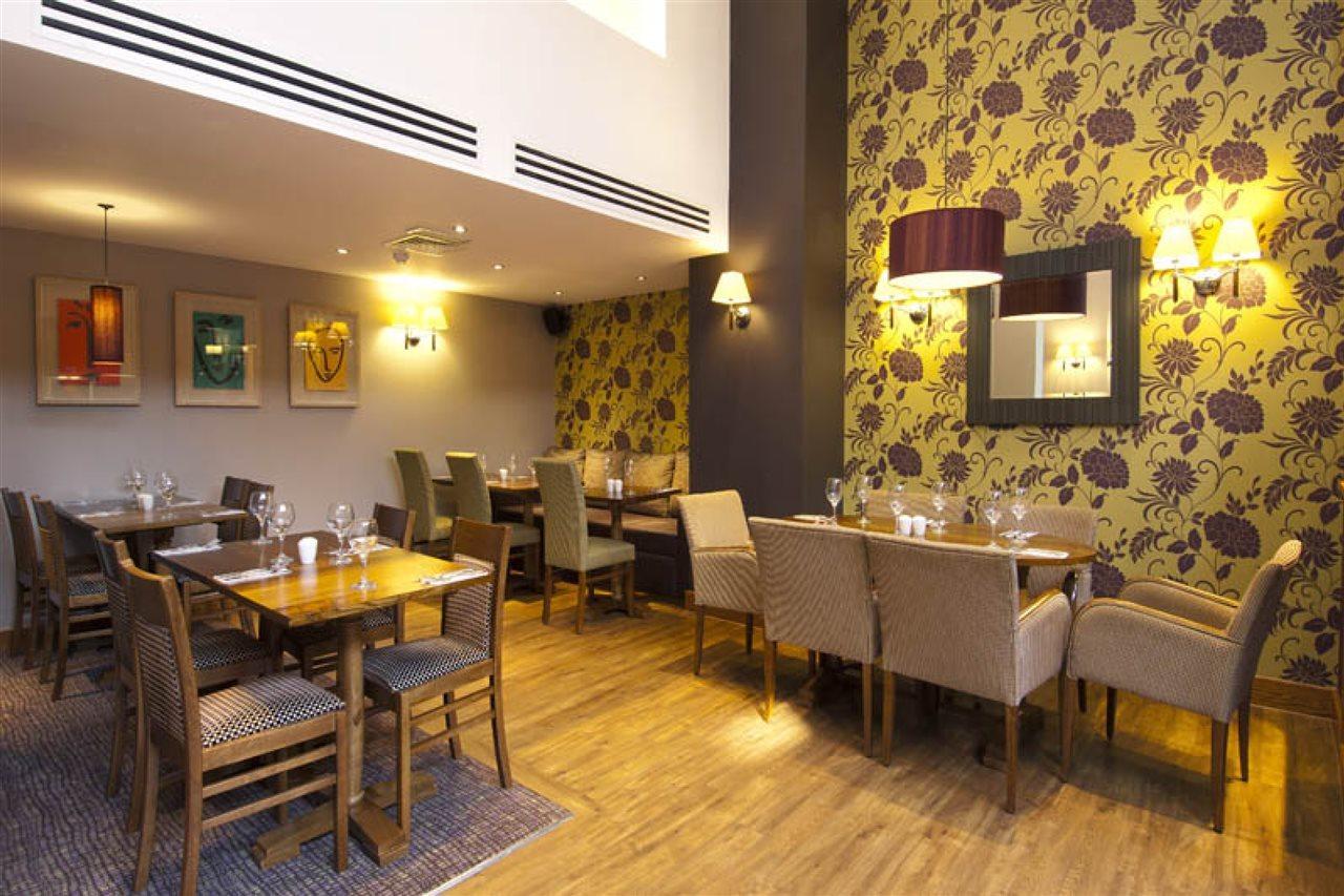 Hotel Premier City