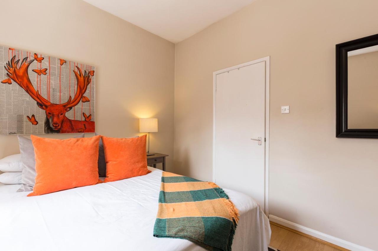 Appartement Modernised 1 And 2 Bedrooms Option Terrace And Balcony High Street Londen