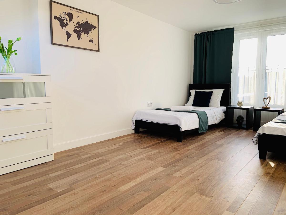 Leilighet Two Bedroom Serviced Apartment,