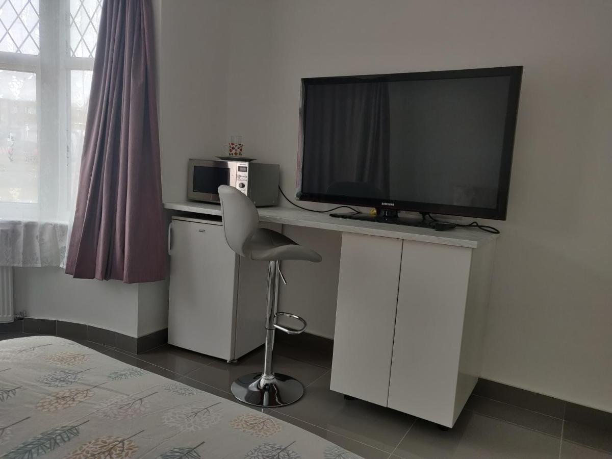 Privat overnatting Stunning Double In Harrow London