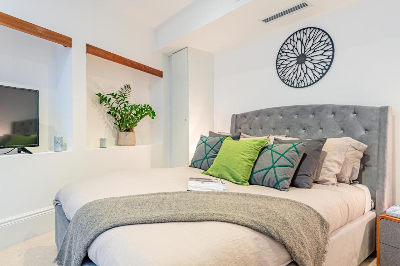 Arcore Premium Rental Shaftesbury Avenue *