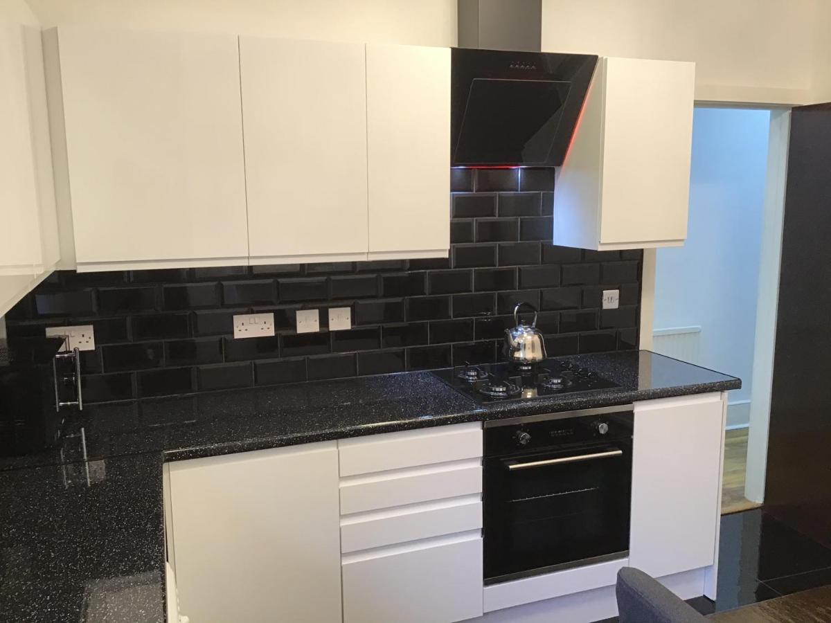 Residential Quarters, General Gordon Square * London