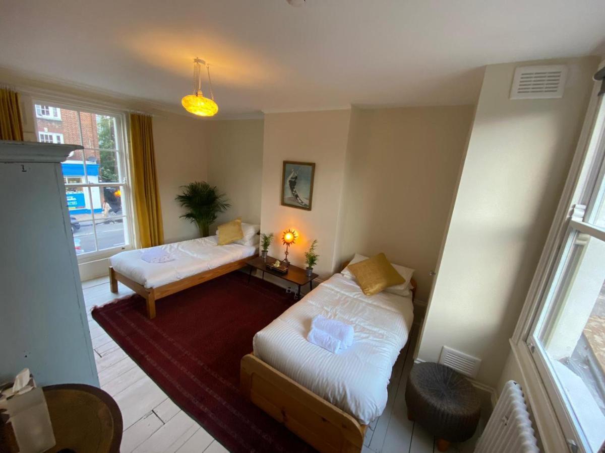 Camden Town Accomodation * London