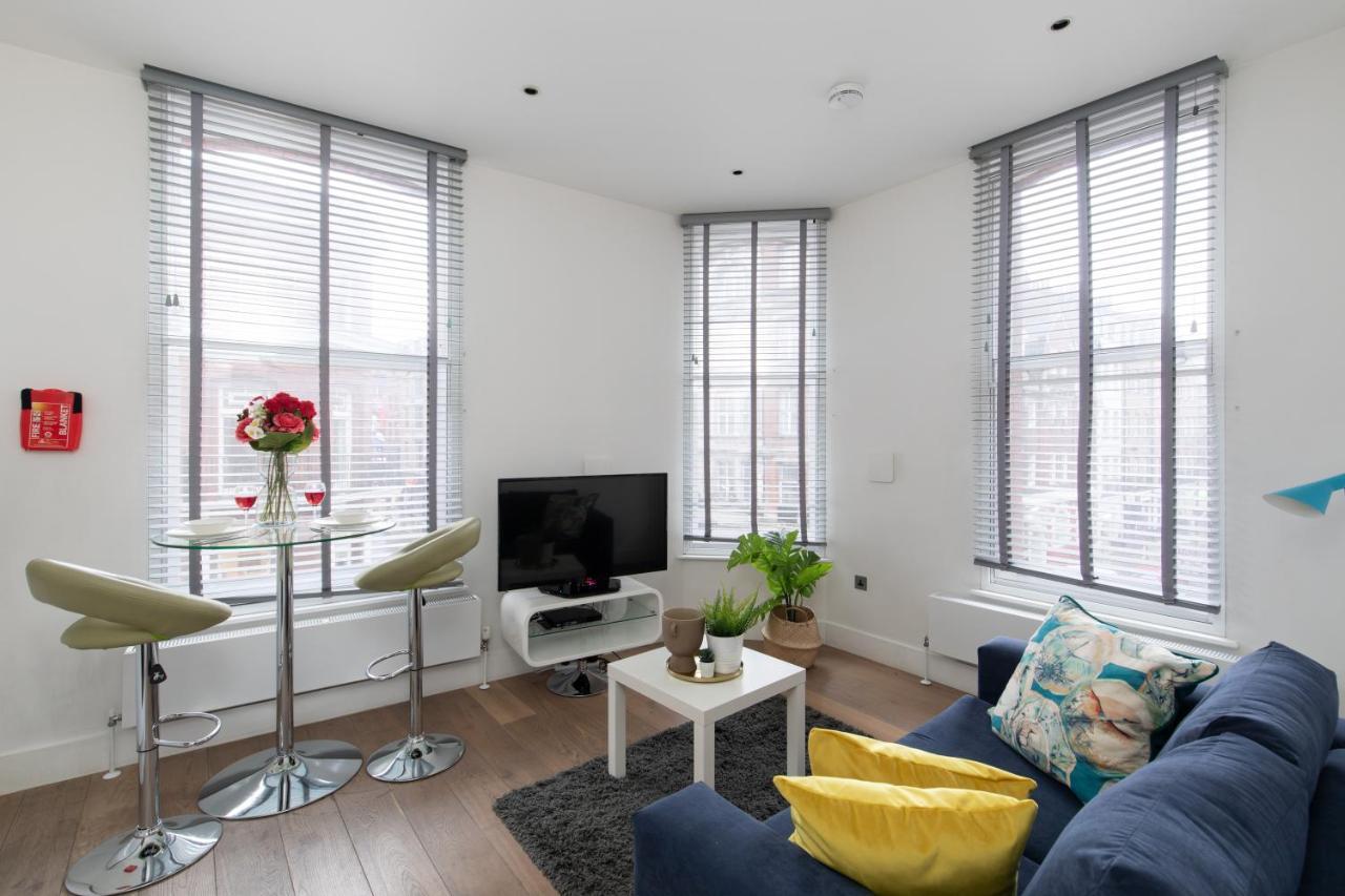 Homely - West End Apartamento *