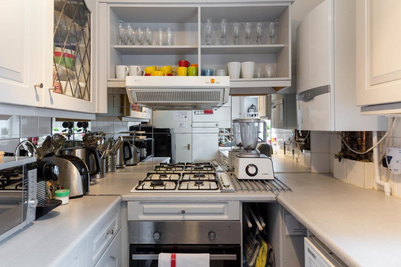 Modernised 1 And 2 Bedrooms Option Terrace And Balcony High Street * Londen