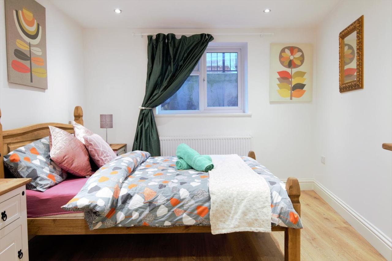 Leilighet Stylish 2 Bedroom In The Heart Of Greenwich *