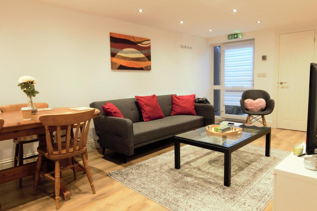 Stylish 2 Bedroom In The Heart Of Greenwich Leilighet