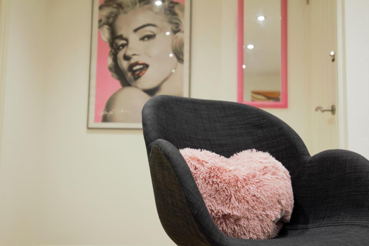Stylish 2 Bedroom In The Heart Of Greenwich Leilighet
